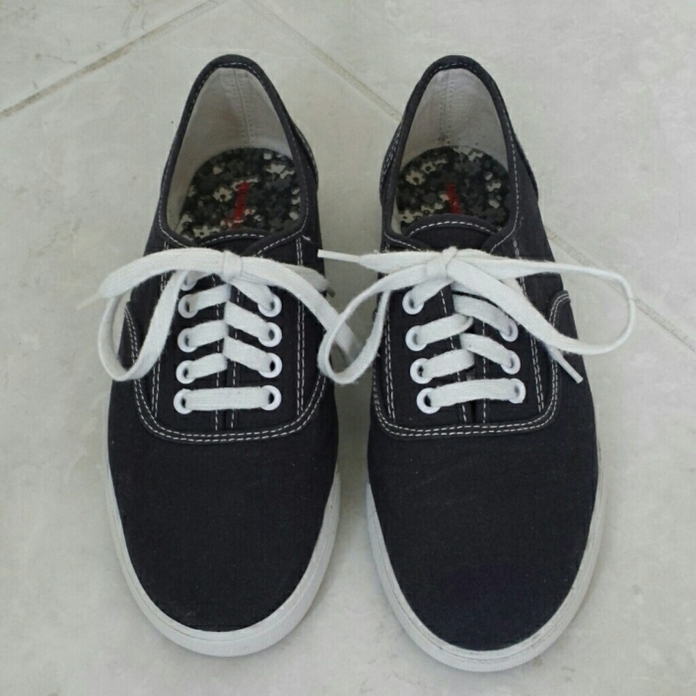 Mossimo Supply Co sneakers